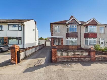 Memorial Road, Hanham, Bristol, BS15