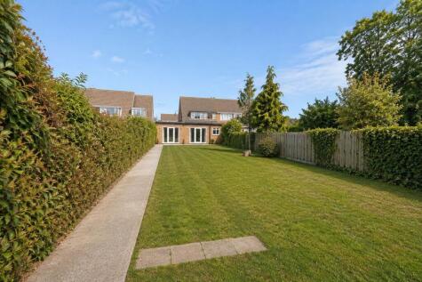 Thames Road, Langley, SL3