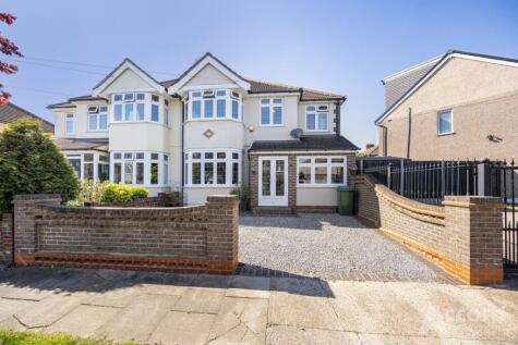 Heather Glen, Romford, RM1