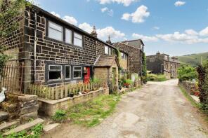 39, Pudsey Road, Todmorden OL14 8NR