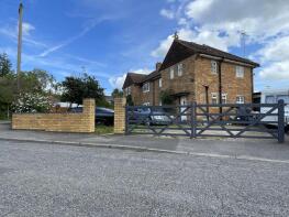 3, Choseley Close, Knowl Hill, Reading RG10 9YU