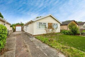 37, Pencaerfenni Park, Crofty, Swansea SA4 3SF