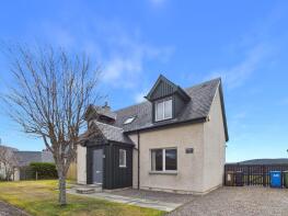 10, Dalmore Road, Carrbridge PH23 3BG