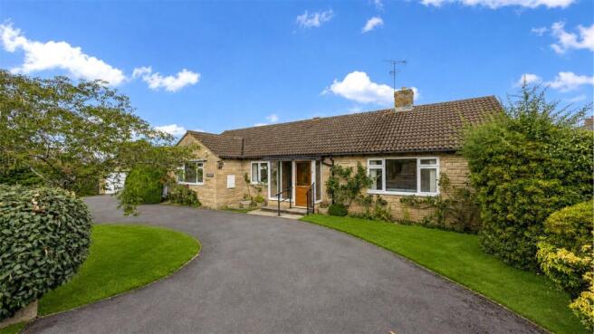 Greenhills Close