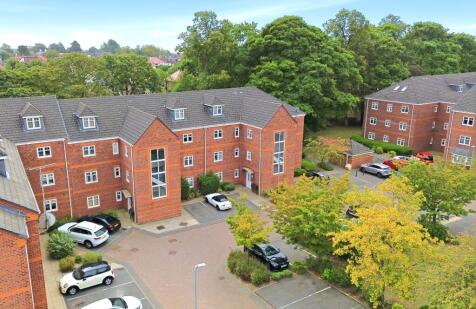 Brackenhurst Drive, Leeds, LS17