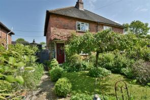 Honeysuckle House, Ecchinswell Road, Newbury RG20 4UB