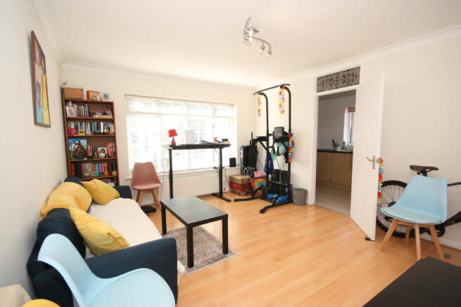 Photo 3