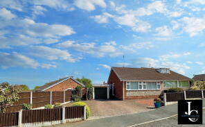33, School Grove, Oakengates, Telford TF2 6BQ