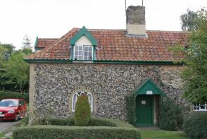 2, Stone Cottage, The Street, Woodbridge IP13 7JZ