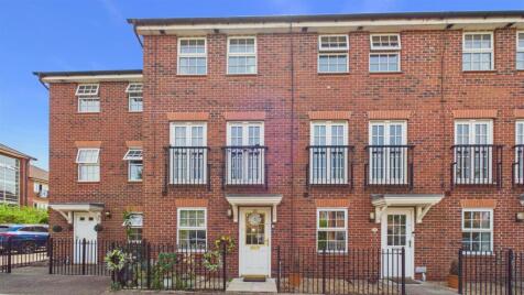 Turners Hill, Cheshunt, Waltham Cross