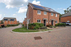 7, Prestwick Green, Binfield, Bracknell RG42 4JB