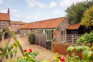 Croft Farm Barn, The Street, Holt NR25 7EL