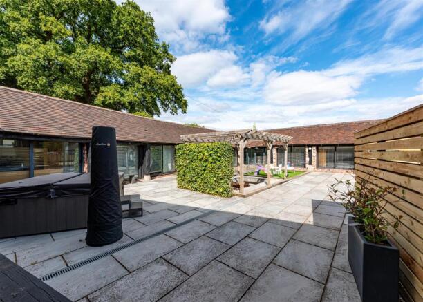 The Fold Yard-external-06.jpg