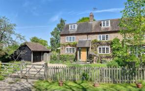 4, Donkey Lane, Woodchurch Road, Ashford TN26 2BD