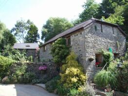 Knowle, Road Past Newhouse, Totnes TQ9 6DA