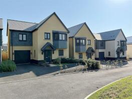 14, Thorn Grove, Dartmouth TQ6 0FN