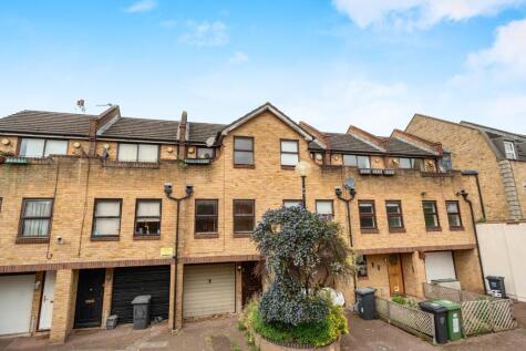 Greenland Mews, London, SE8