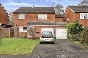 9, Osprey Park Drive, Kidderminster DY10 4BN
