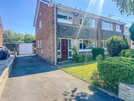 35, Kingsway Close, Ossett WF5 8DY