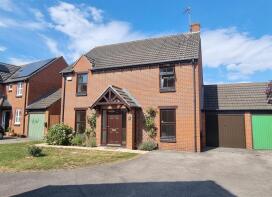 4, Trinculo Grove, Warwick Gates, Warwick CV34 6EG