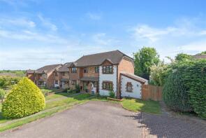 28, Robinwood Drive, Seal TN15 0TA