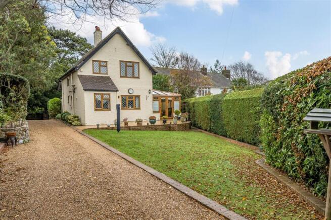 For Sale by Aspire Residential | Crockhurst Hill