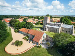 Hall Farm Barn, The Street, Morston NR25 7AA