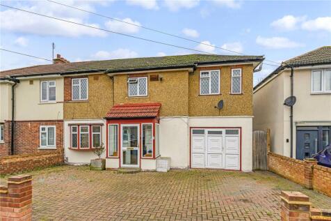 Crown Road, Barkingside, Ilford, IG6