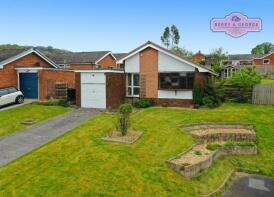 20, Godrer Mynydd, Gwernymynydd CH7 4AD