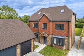 1, Maple Leaf Cottages, Framfield Road, Blackboys TN22 5LR