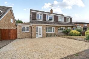41, Linden Way, Woking GU23 6LW