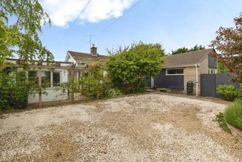 2 Kington Lane, Stanton St Quintin, SN14