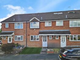 8, Osborne Close, Frimley, Camberley GU16 9YD