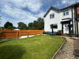 14, Castle Road, Knighton LD7 1BA