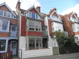 18, Salisbury Road, Cromer NR27 0BW