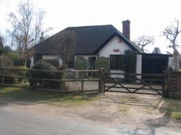 The Martins, Balmer Lawn Road, Brockenhurst SO42 7TT