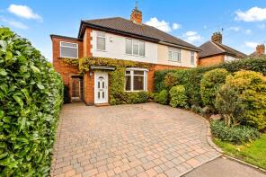 33, Manor Road, Leicester LE9 9HD