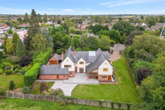45 Magyar Crescent, Nuneaton