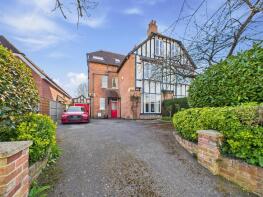 9a Clarisima, The Avenue, Churchdown, Gloucester GL3 2HB