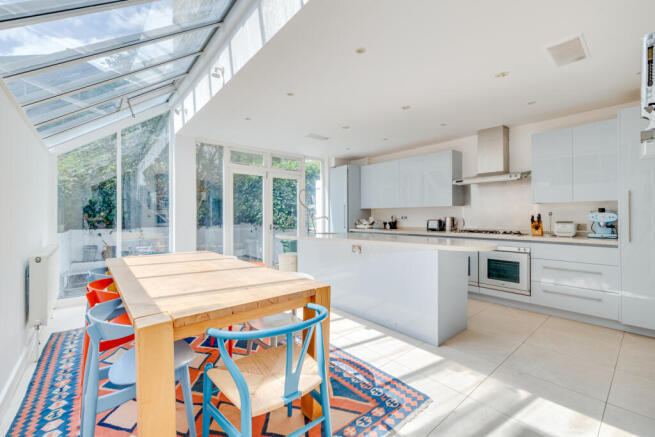 Kitchen/Dining