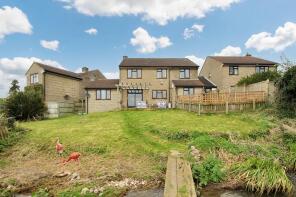 46, Manor Court, Easton, Wells BA5 1ER
