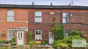 17, Pot Green, Bury BL0 9RG