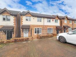 35, Phoenix Court, Soothill, Batley WF17 6RH