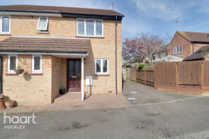 21, Ash Tree Court, Rochford SS4 2BS