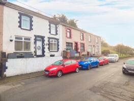 38, Tymeinwr Avenue, Bridgend CF32 8NE