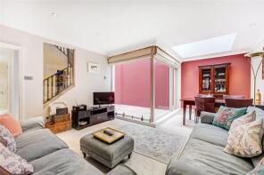 Flat G, 62, St George's Square, London SW1V 3QT