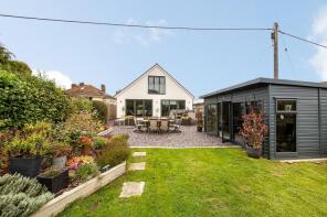 6, Manor Grove, Kennington, Oxford OX1 5QY