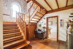 Stablau Hir, Tredogan Road, Barry CF62 3BP