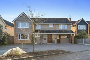 17, Meadway, Halstead CO9 1TQ