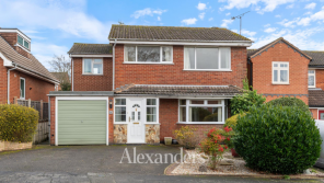 11, Weston Drive, Nuneaton CV13 0LY